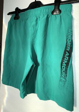 Under Armour Youth Large Athletic Shorts Green Loose Fit Drawstring Activewear